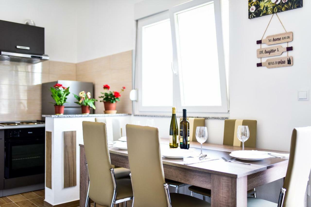 City Apartment 4You Zadar Buitenkant foto