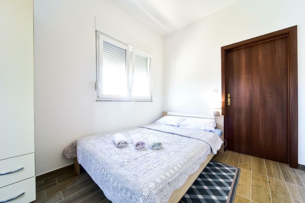 City Apartment 4You Zadar Buitenkant foto
